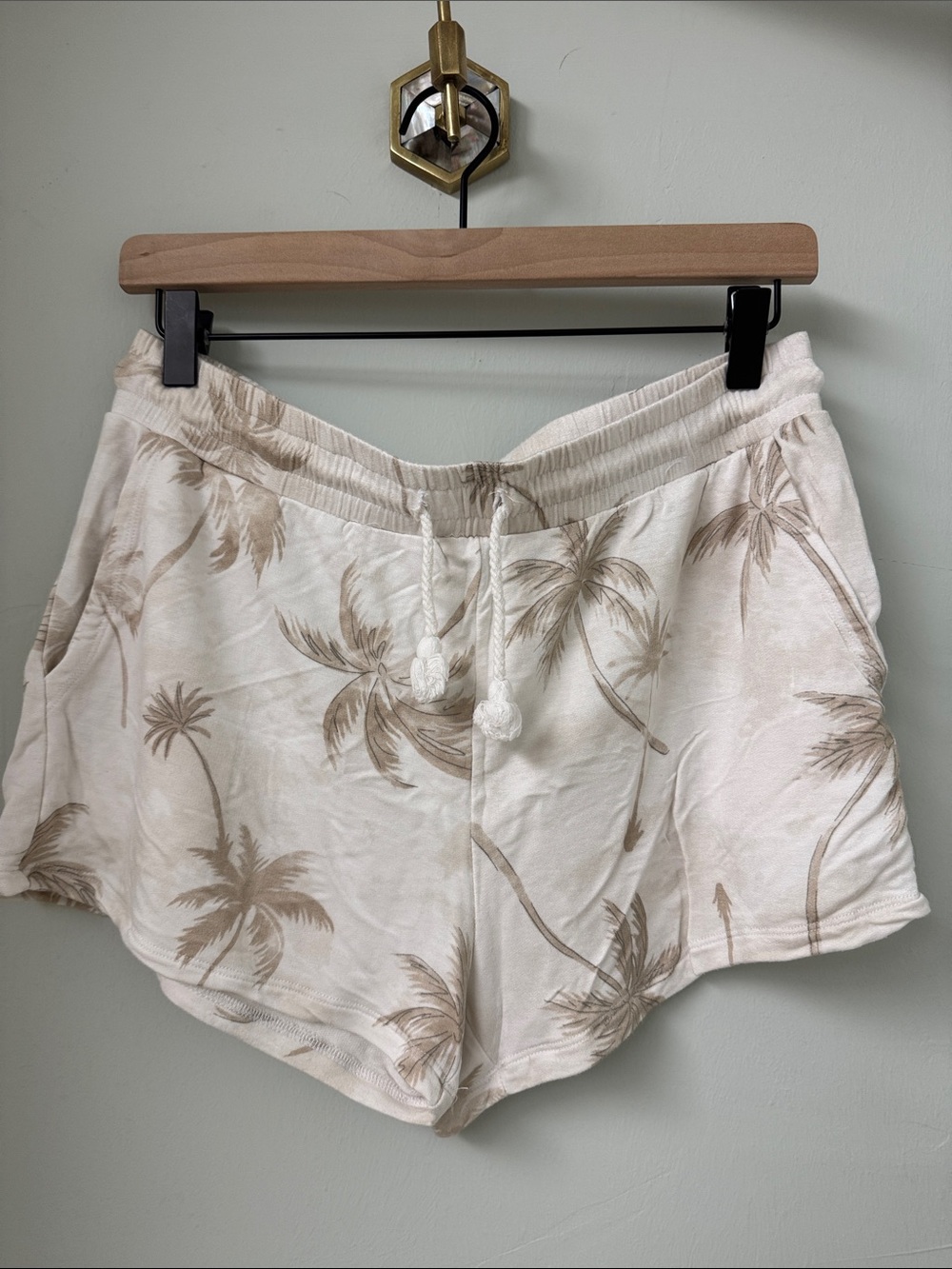 Z Supply Cream Palm Print Drawstring Lounge Shorts